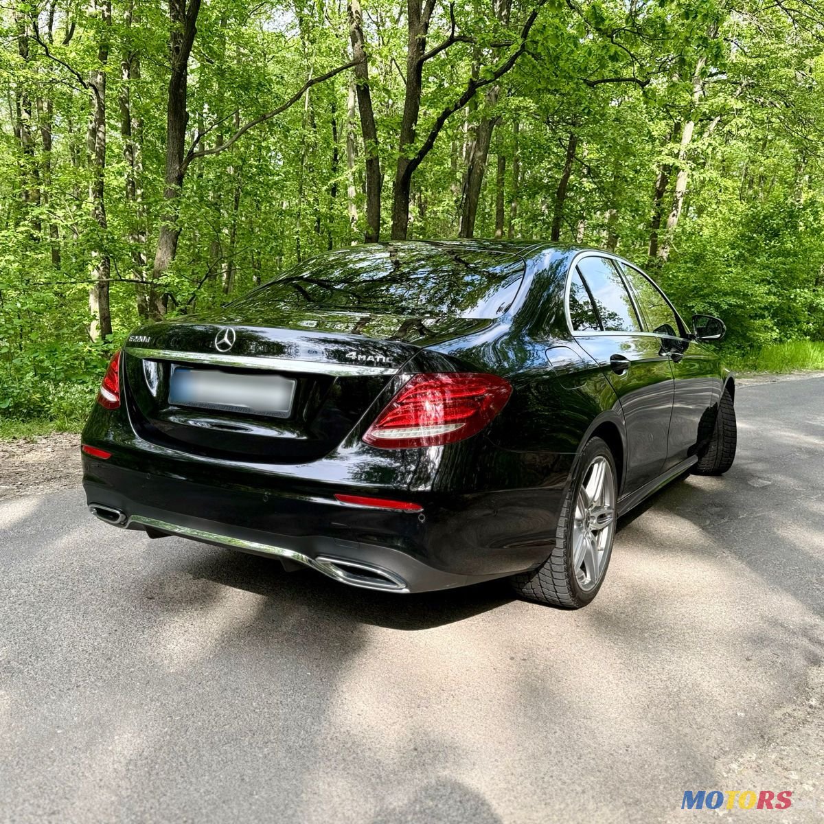2017' Mercedes-Benz E-Class photo #3
