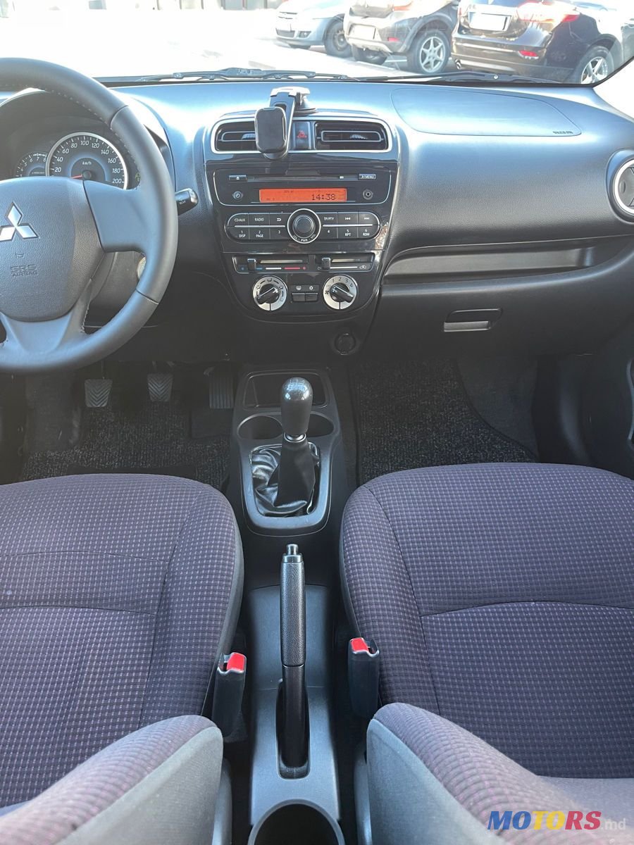 2015' Mitsubishi Space Star photo #6