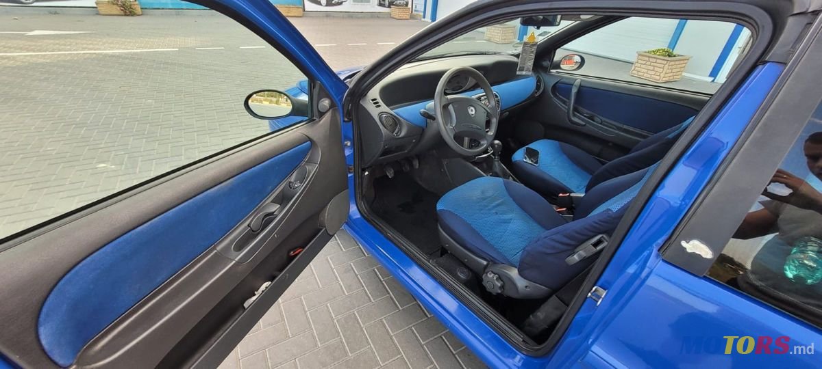 2001' Lancia Ypsilon photo #4