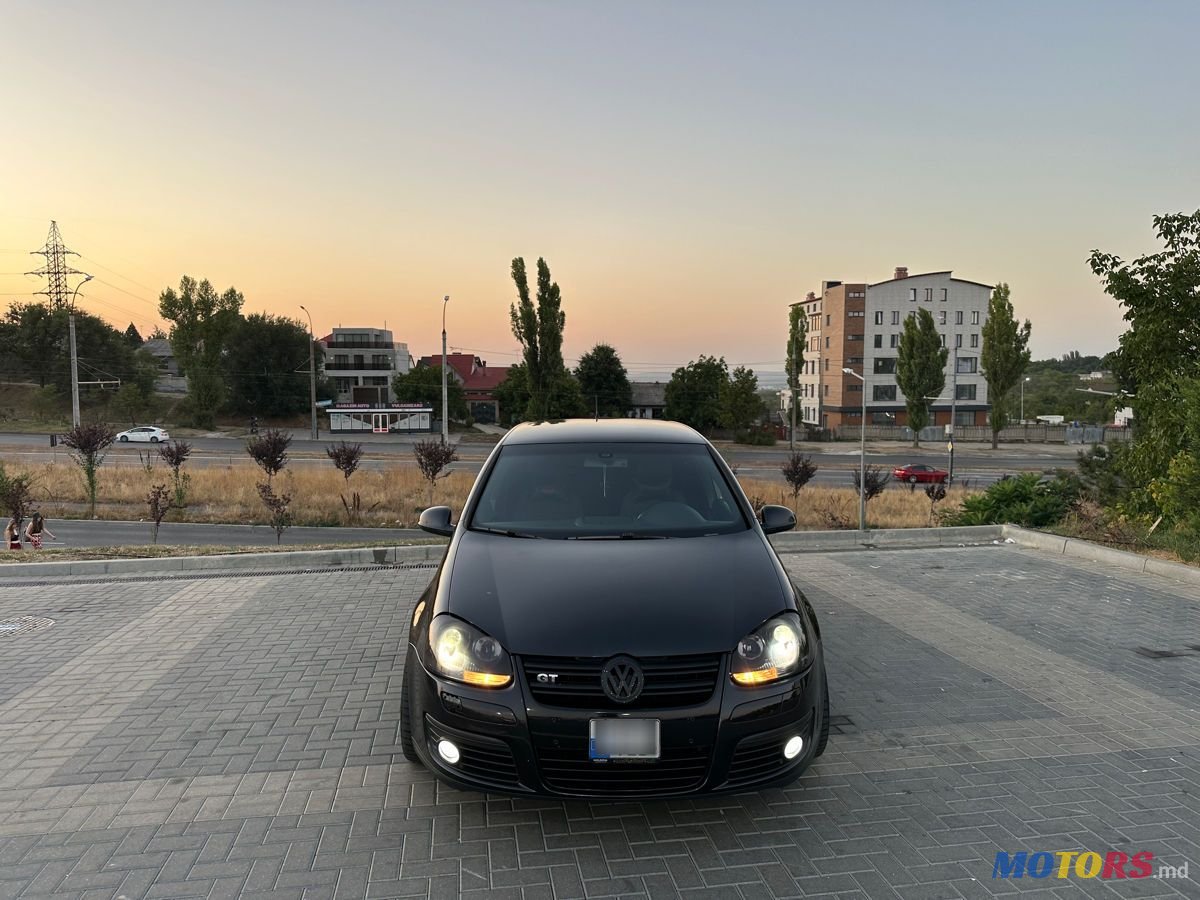 2006' Volkswagen Golf photo #5