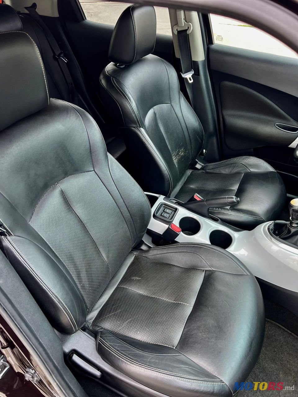 2012' Nissan Juke photo #6