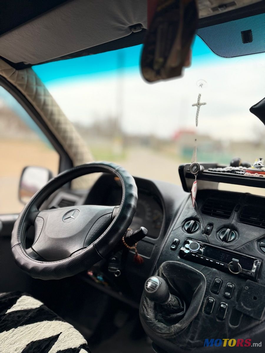 2002' Mercedes-Benz Vito photo #6