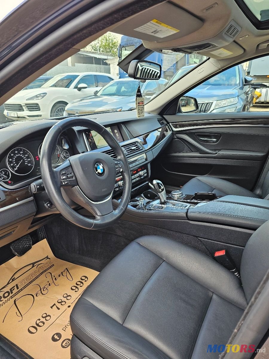 2014' BMW 5 Series photo #6