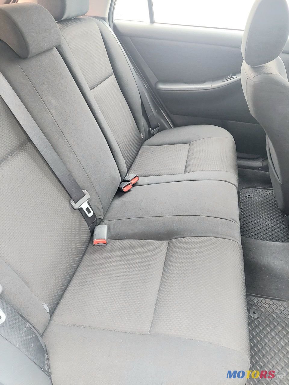 2005' Toyota Corolla photo #6