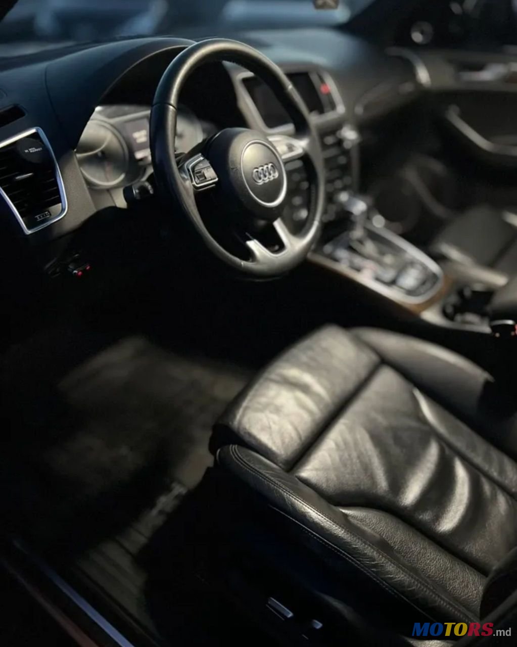 2017' Audi SQ5 photo #6