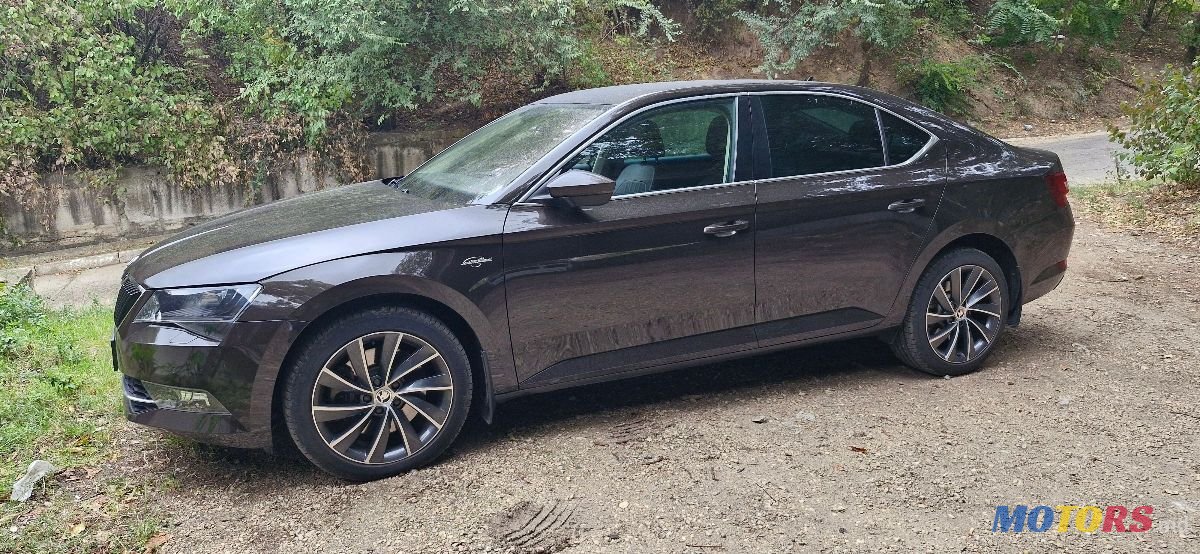 2016' Skoda Superb photo #2