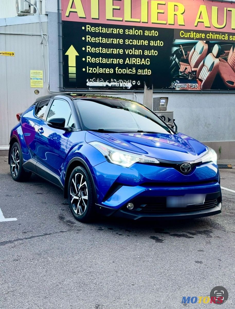 2018' Toyota C-HR photo #2