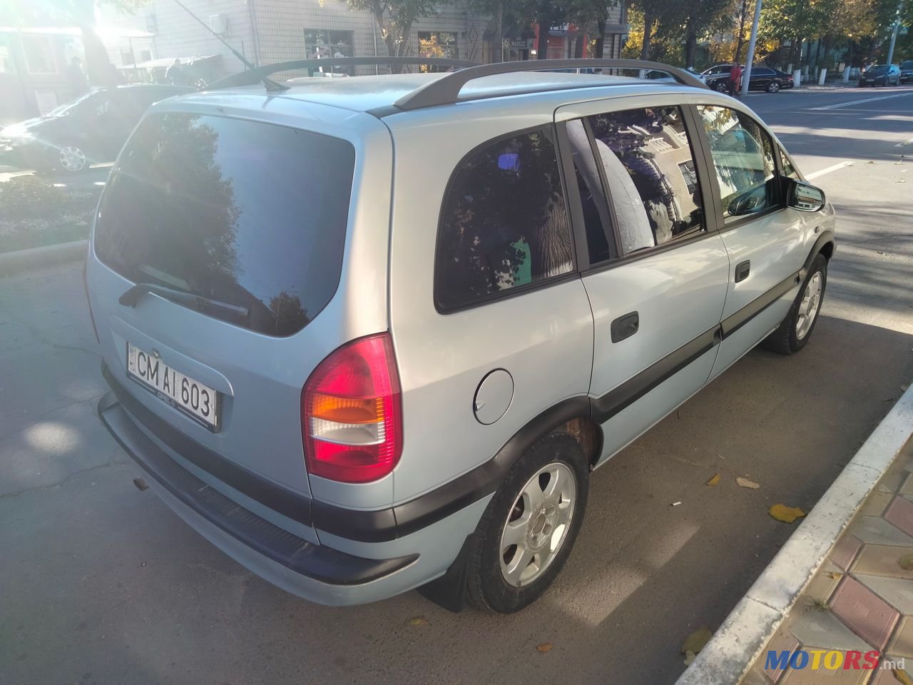 2003' Opel Zafira photo #4