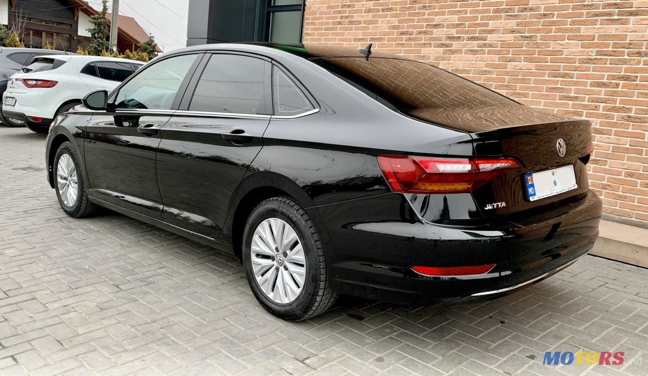 2018' Volkswagen Jetta photo #3