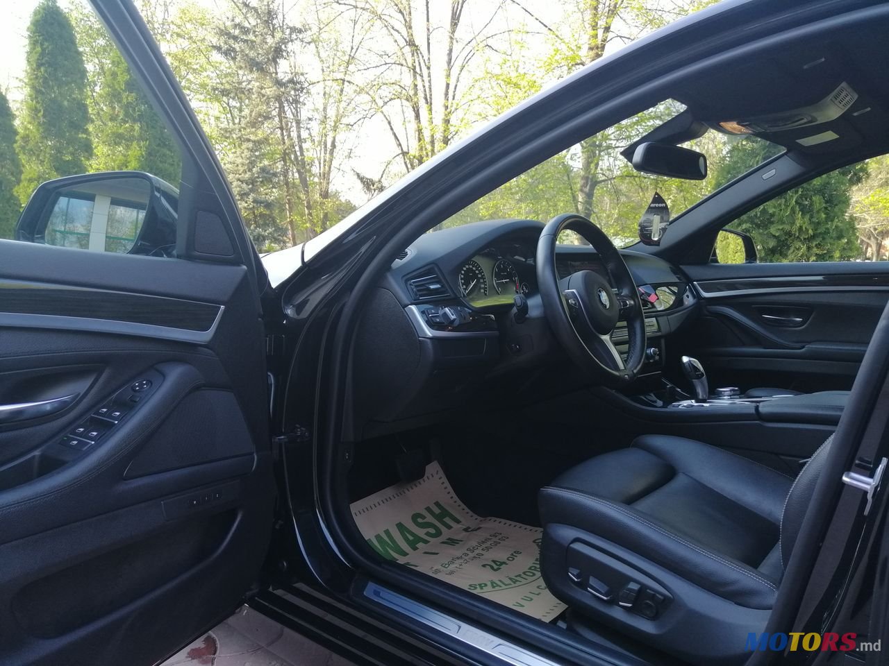 2014' BMW 5 Series photo #5