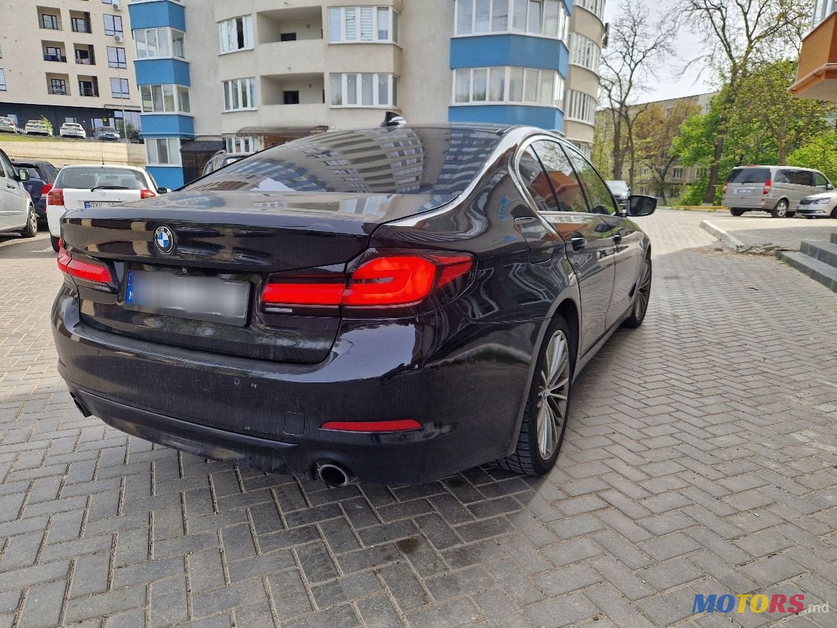 2019' BMW 5 Series photo #6