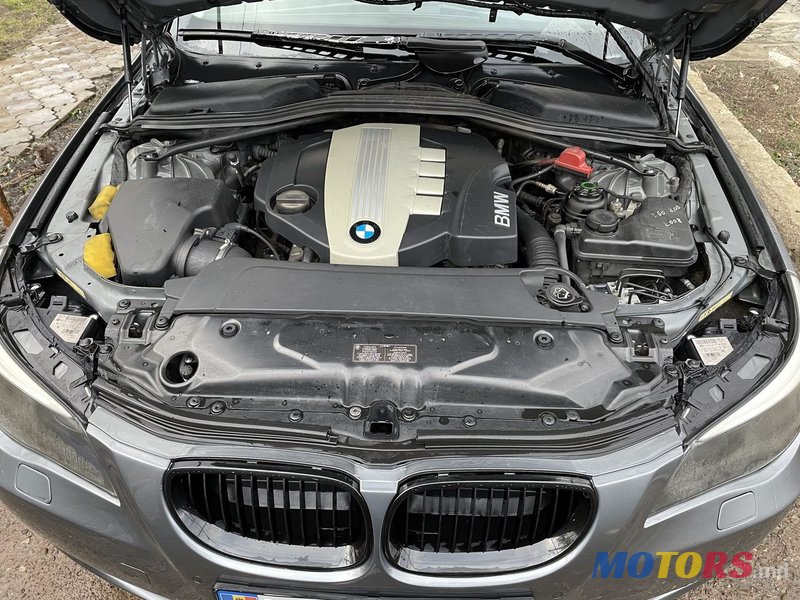 2008' BMW 5 Series photo #4