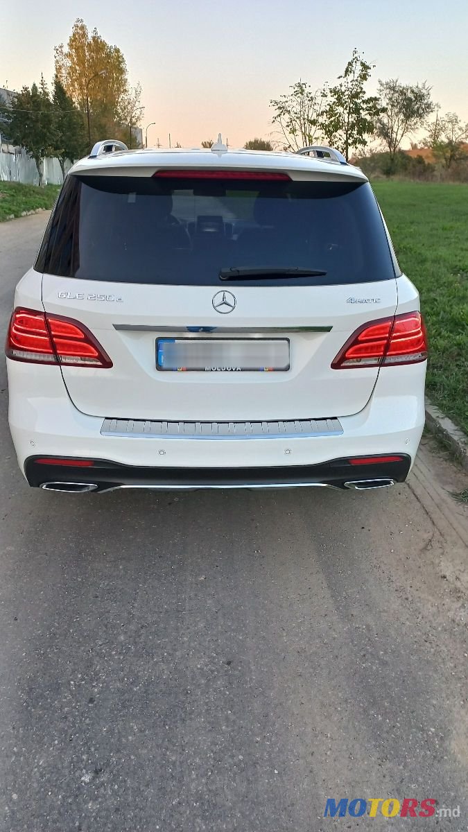 2018' Mercedes-Benz GLE photo #3