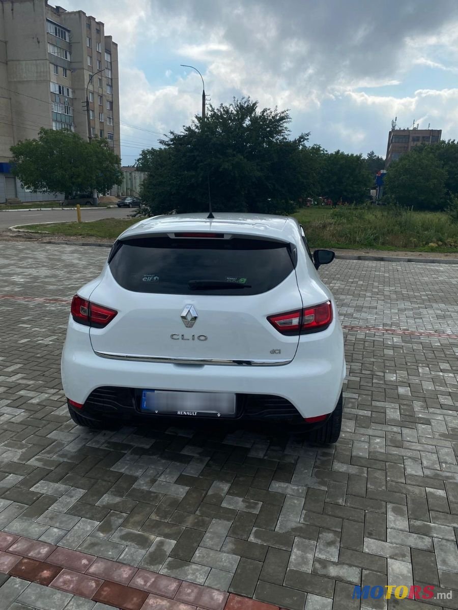 2014' Renault Clio photo #5