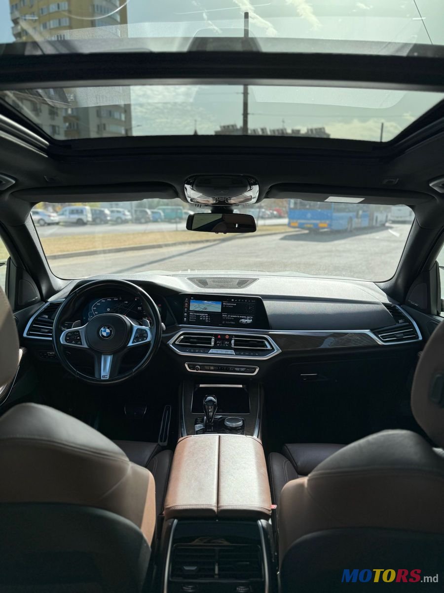 2019' BMW X5 photo #5