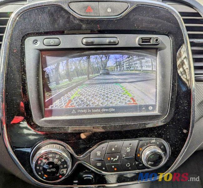 2014' Renault Captur photo #6