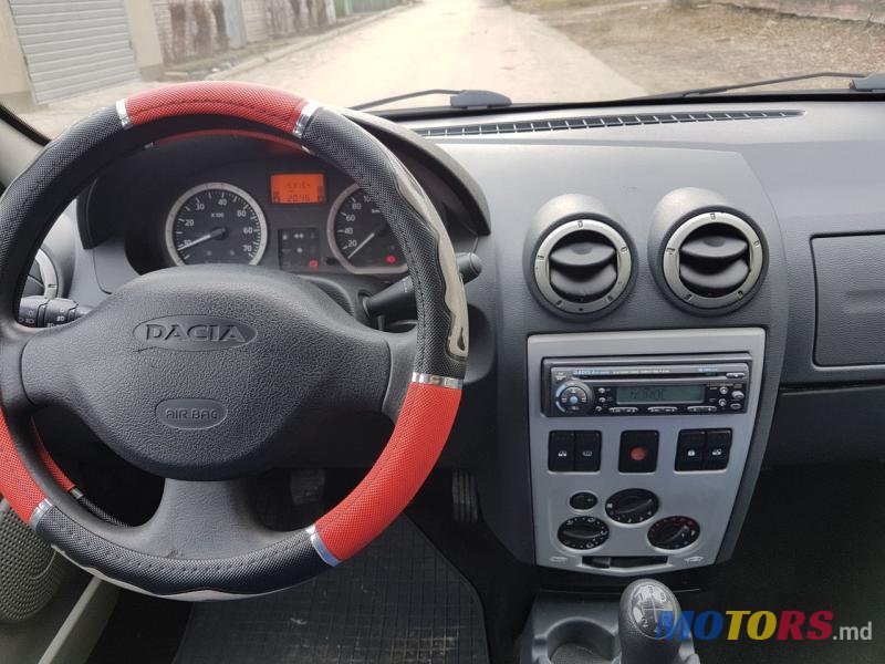 2008' Dacia Logan photo #3
