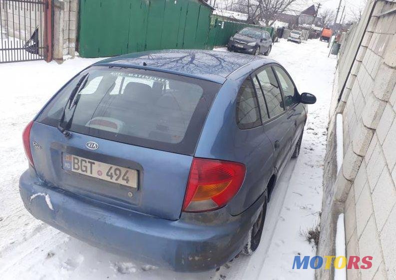 2001' Kia Rio photo #2