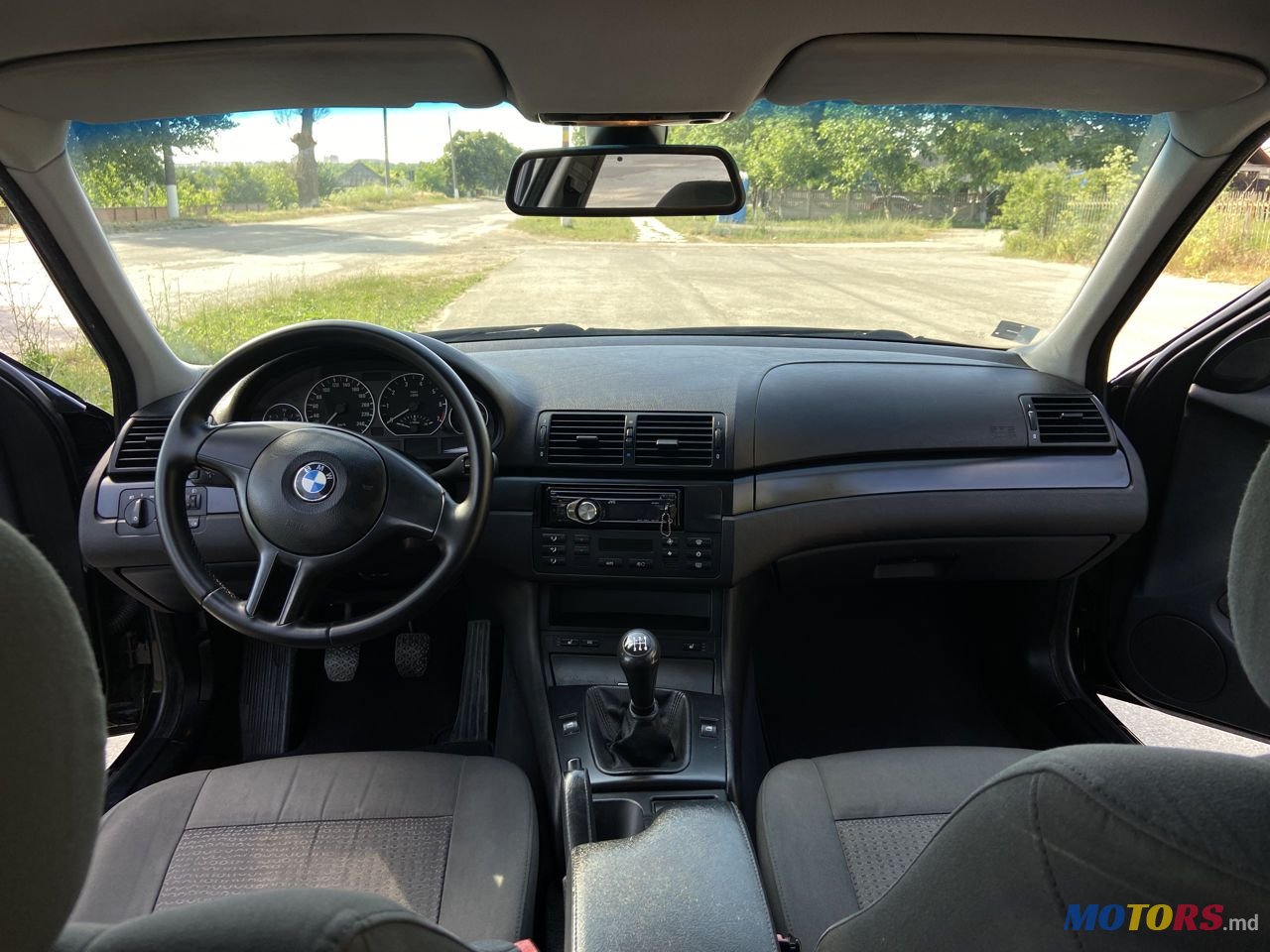 2004' BMW 3 Series photo #3