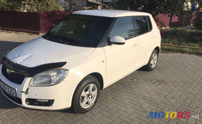 2008' Skoda Fabia photo #1