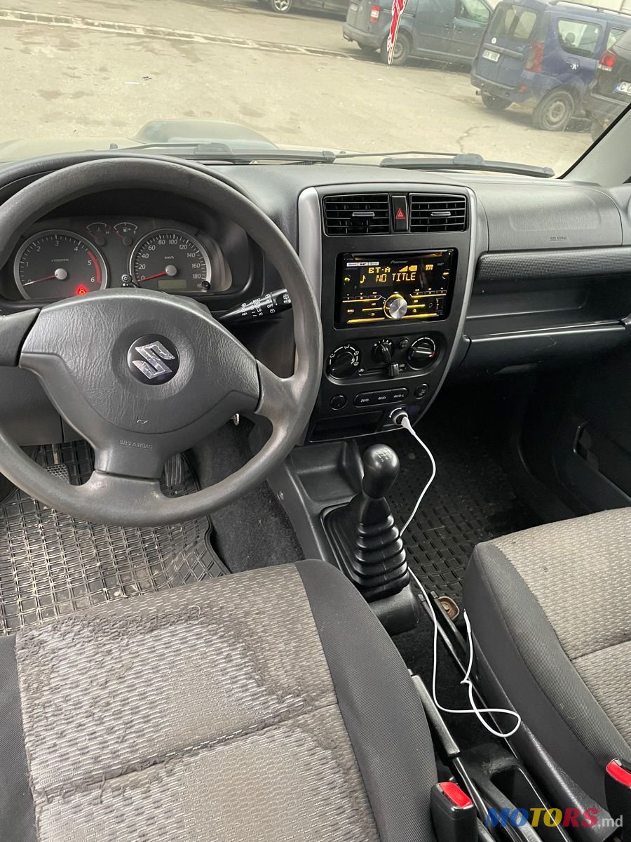 2005' Suzuki Jimny photo #6