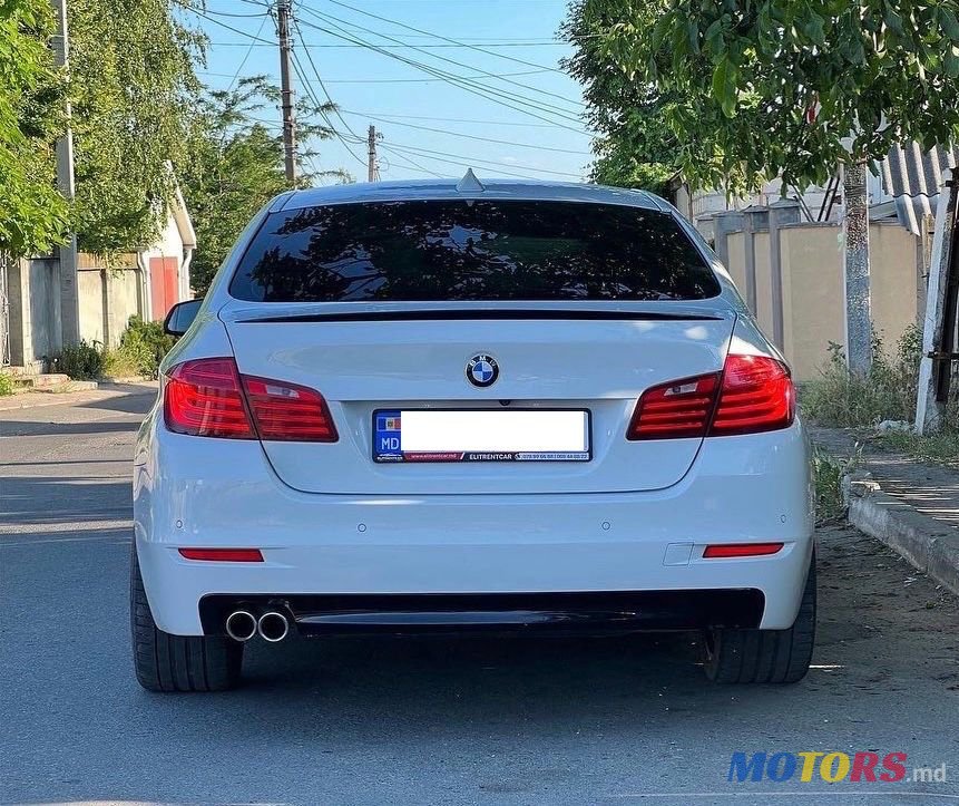 2013' BMW 5 Series photo #2