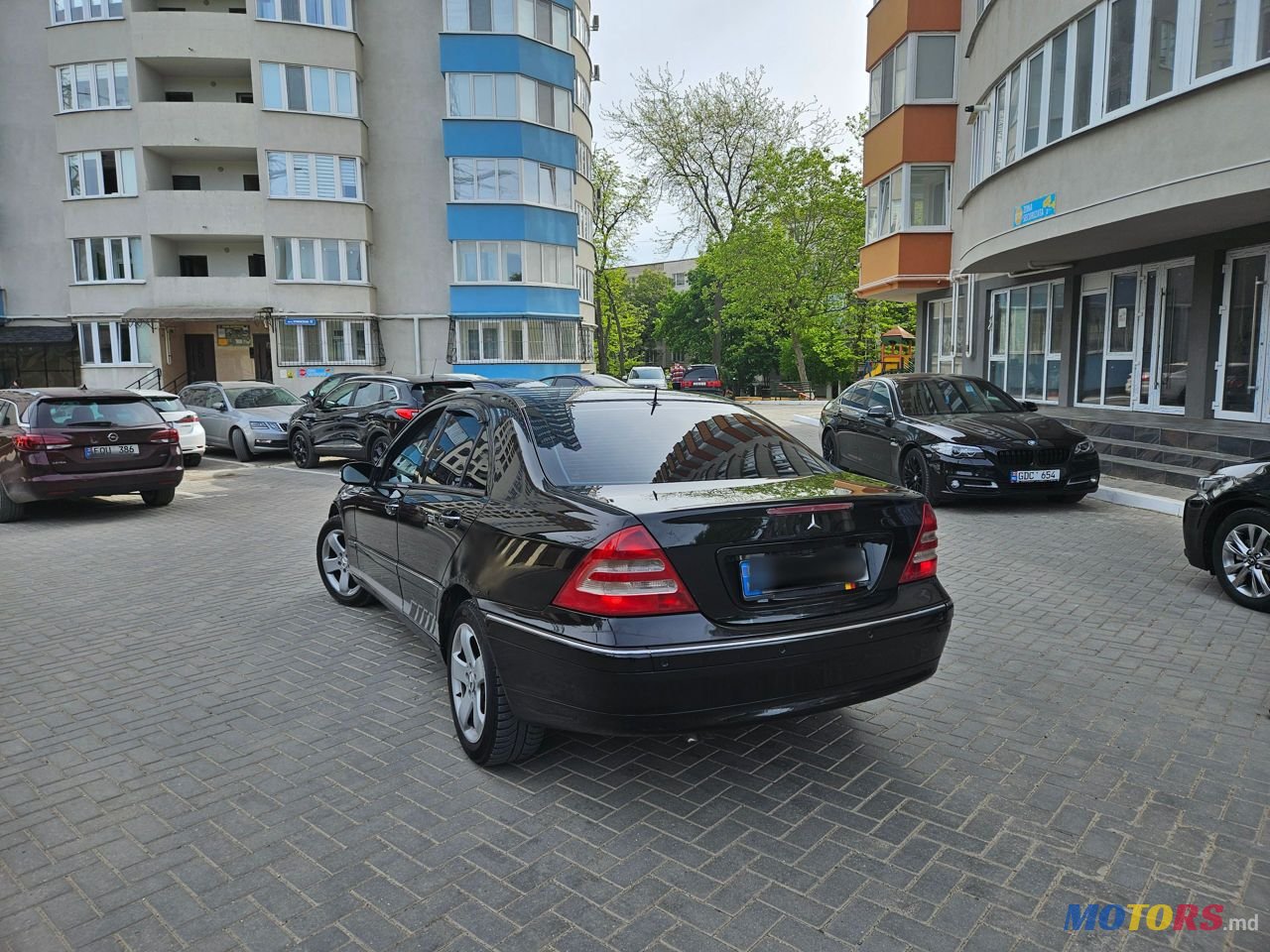 2002' Mercedes-Benz C-Class photo #2