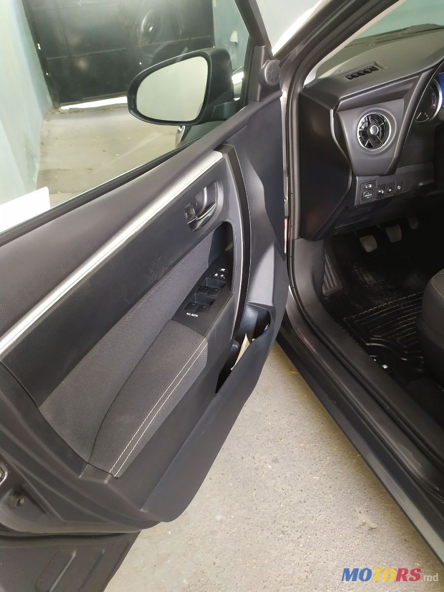 2017' Toyota Corolla photo #6