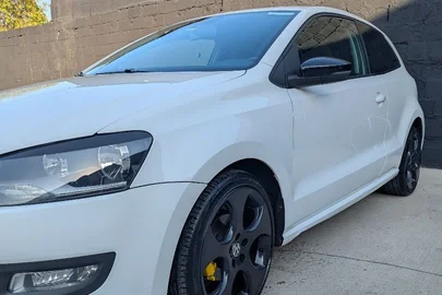 2010' Volkswagen Polo