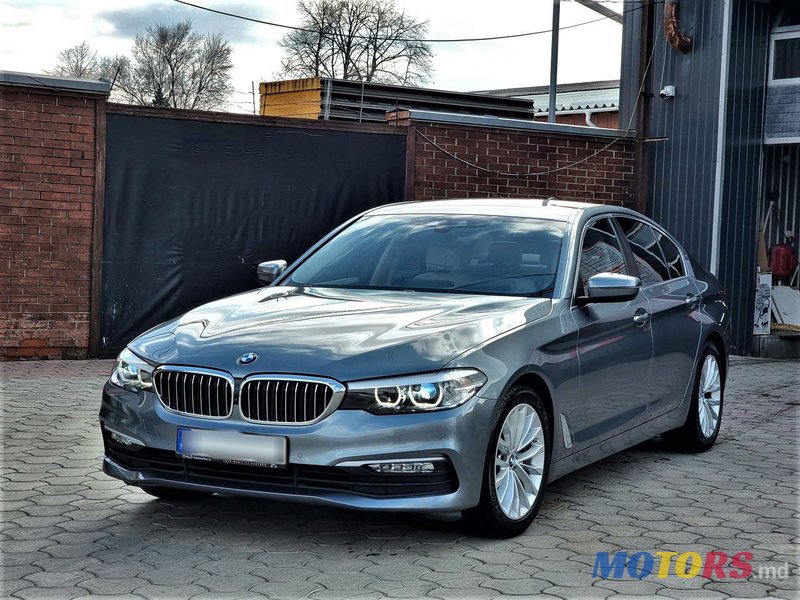 2017' BMW 5 Series photo #1