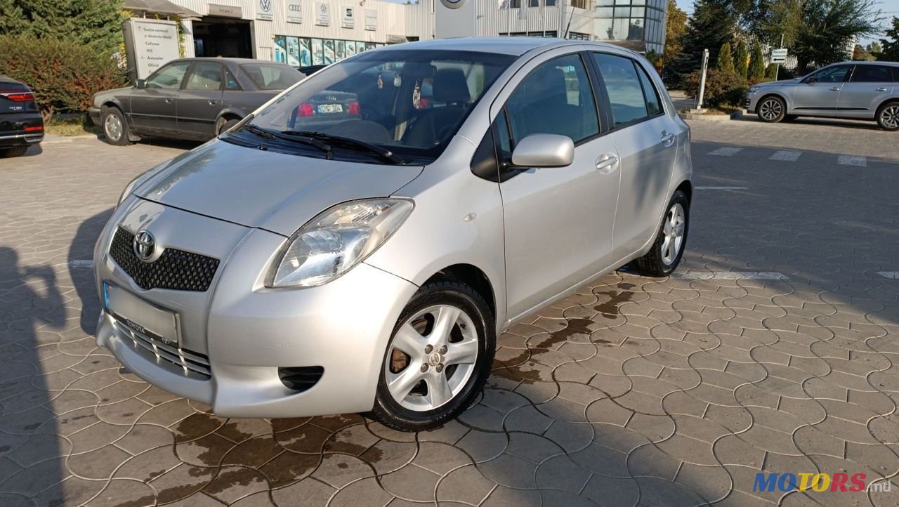 2007' Toyota Yaris photo #3