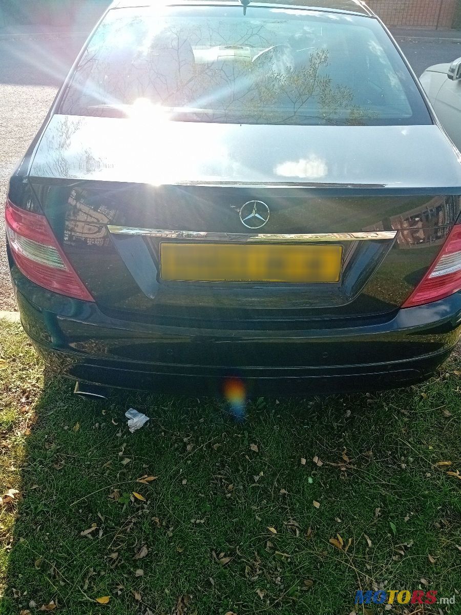 2010' Mercedes-Benz C-Class photo #4