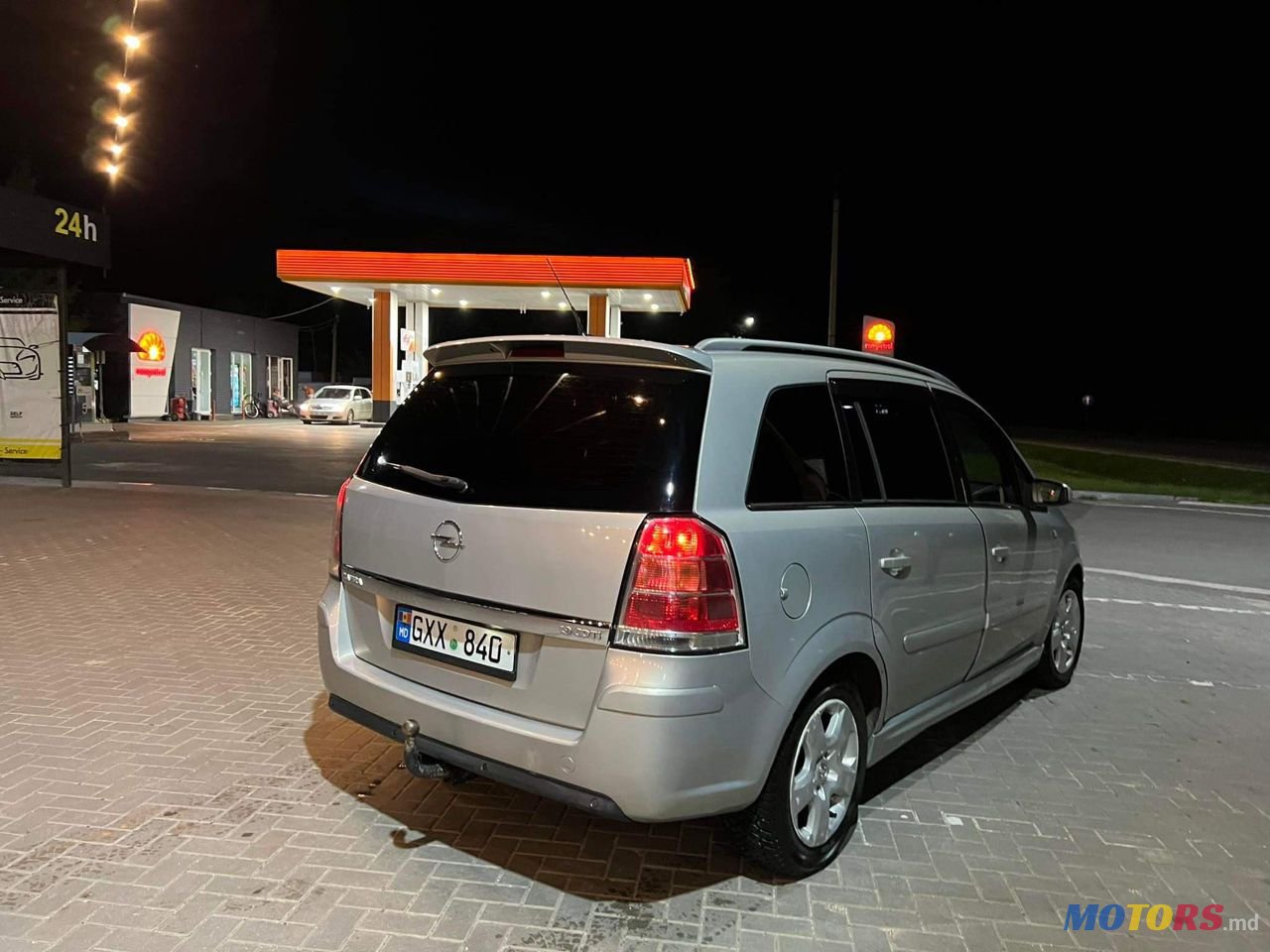 2005' Opel Zafira photo #4