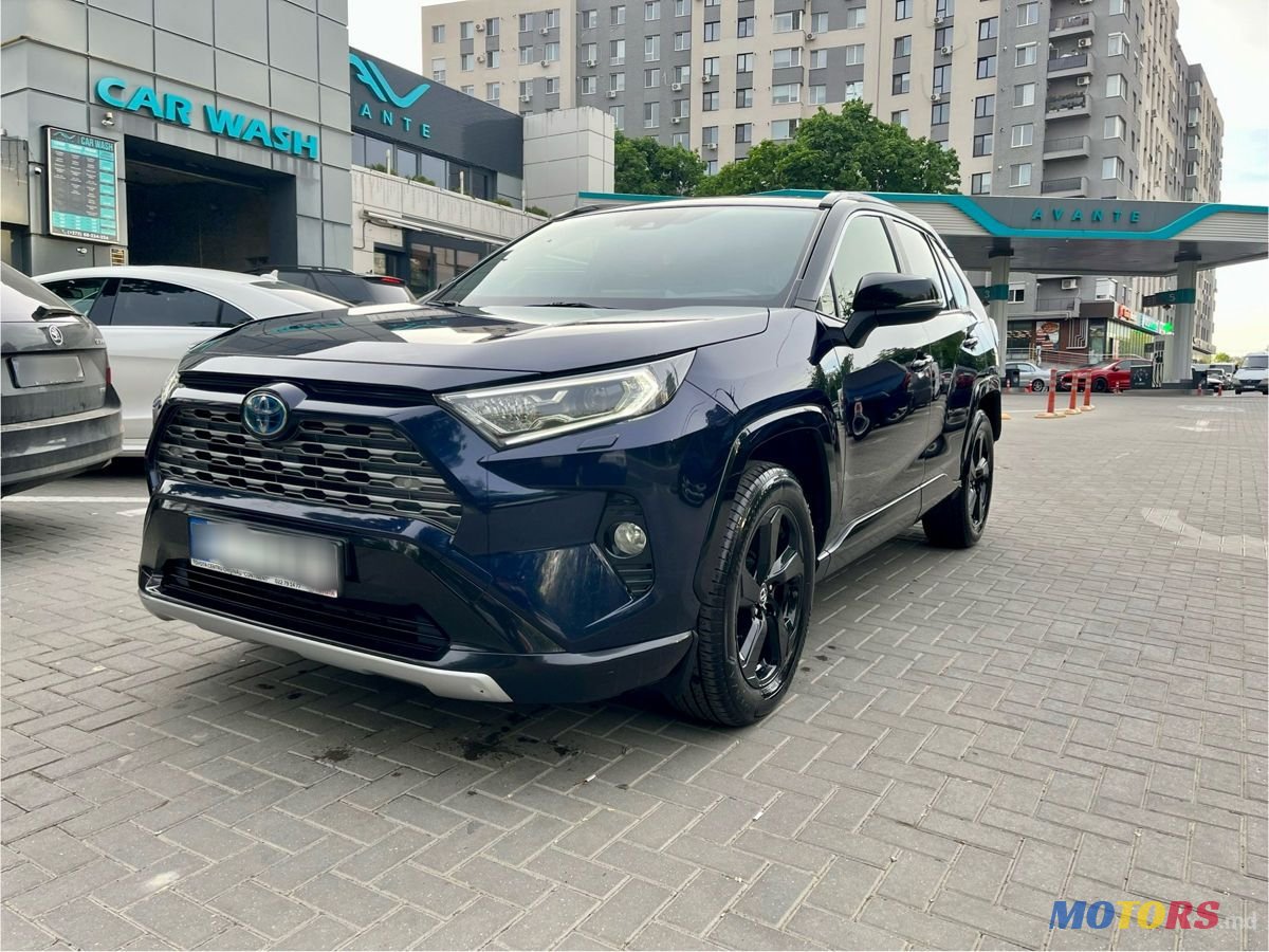 2019' Toyota RAV4 photo #5