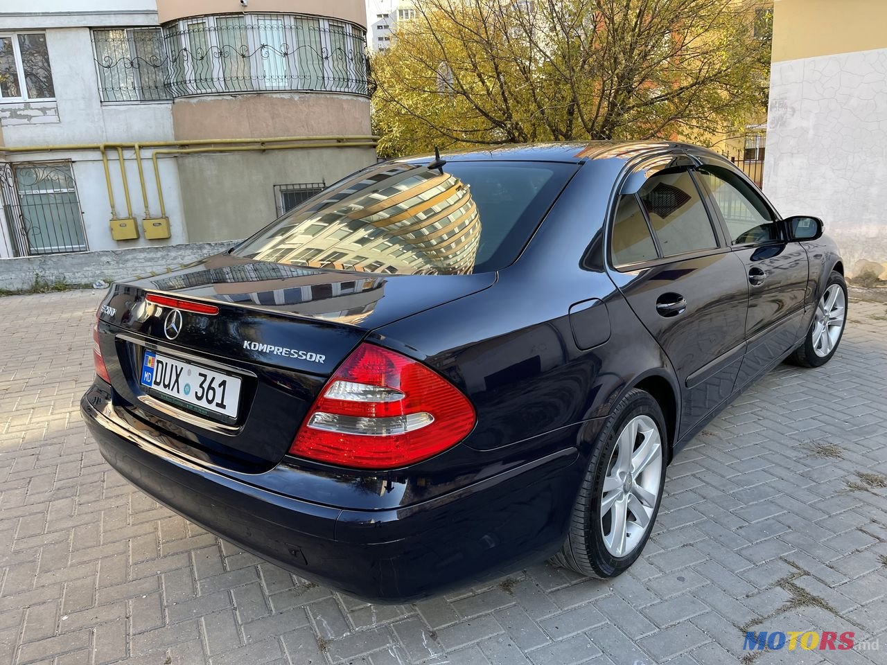 2004' Mercedes-Benz E Класс photo #2