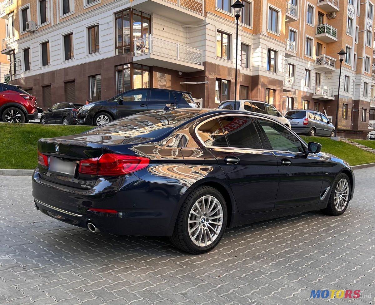 2017' BMW 5 Series photo #3