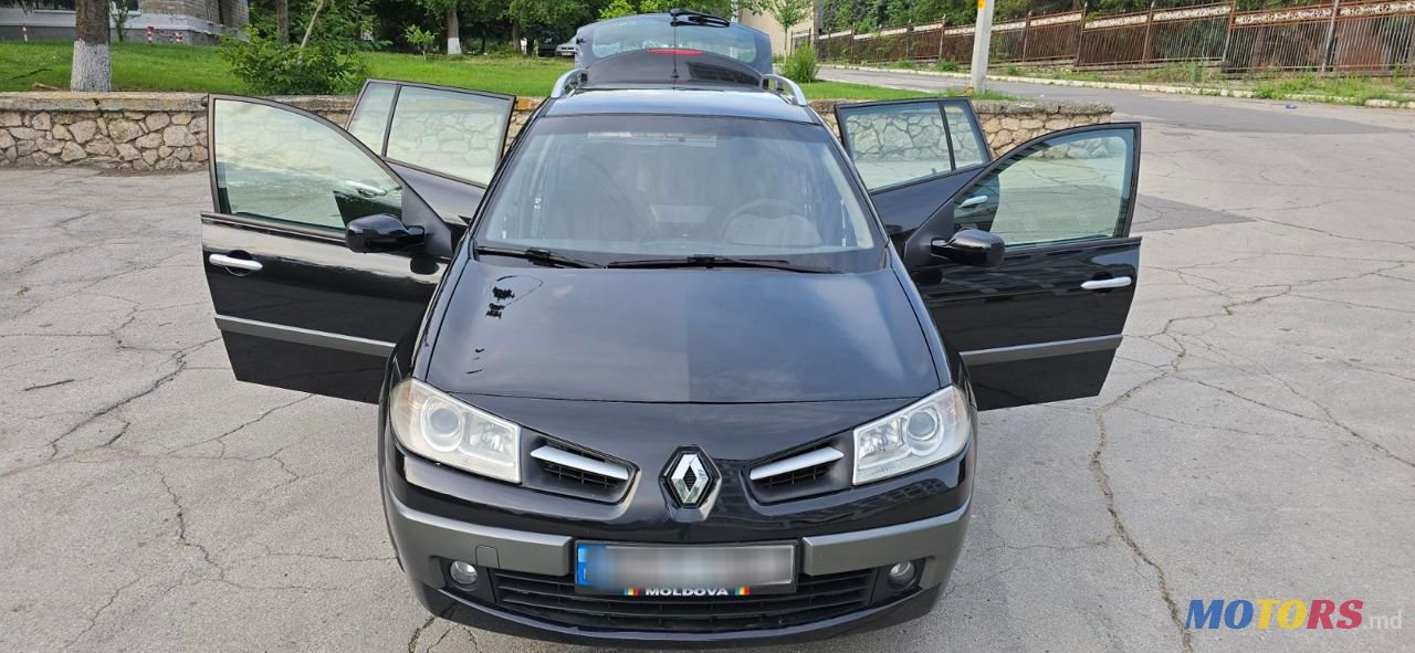 2007' Renault Megane photo #1