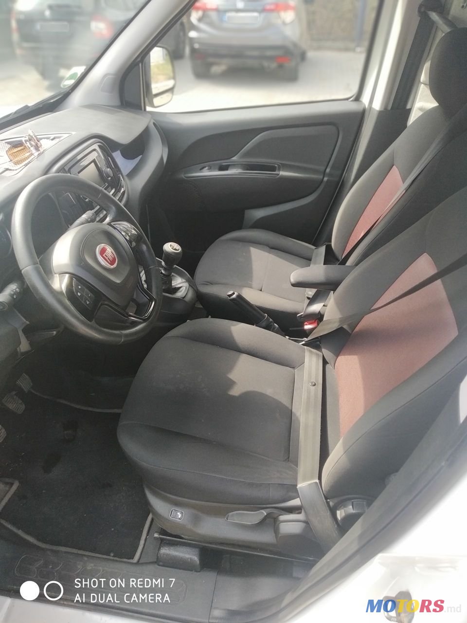 2015' Fiat Doblo photo #2