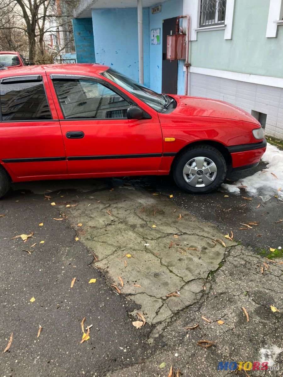 1992' Nissan Sunny photo #3