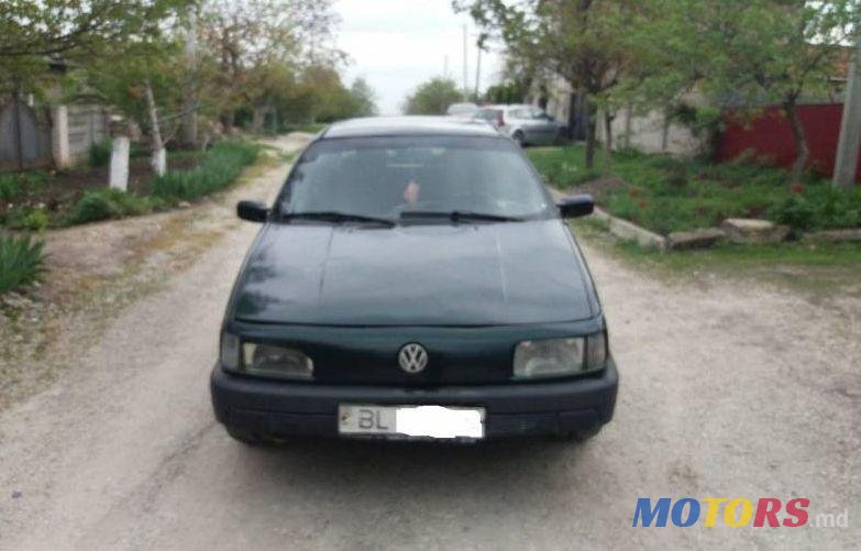 1993' Volkswagen Passat photo #1