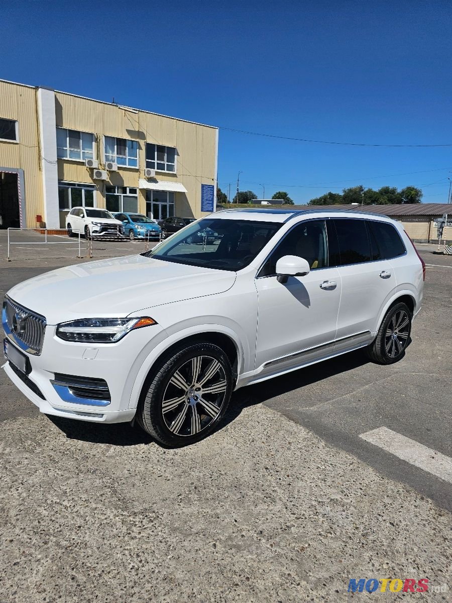 2020' Volvo XC90 photo #2