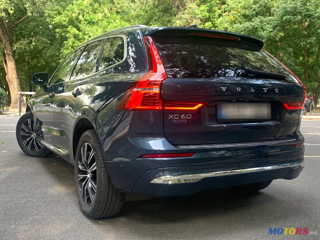2022' Volvo XC60 photo #3
