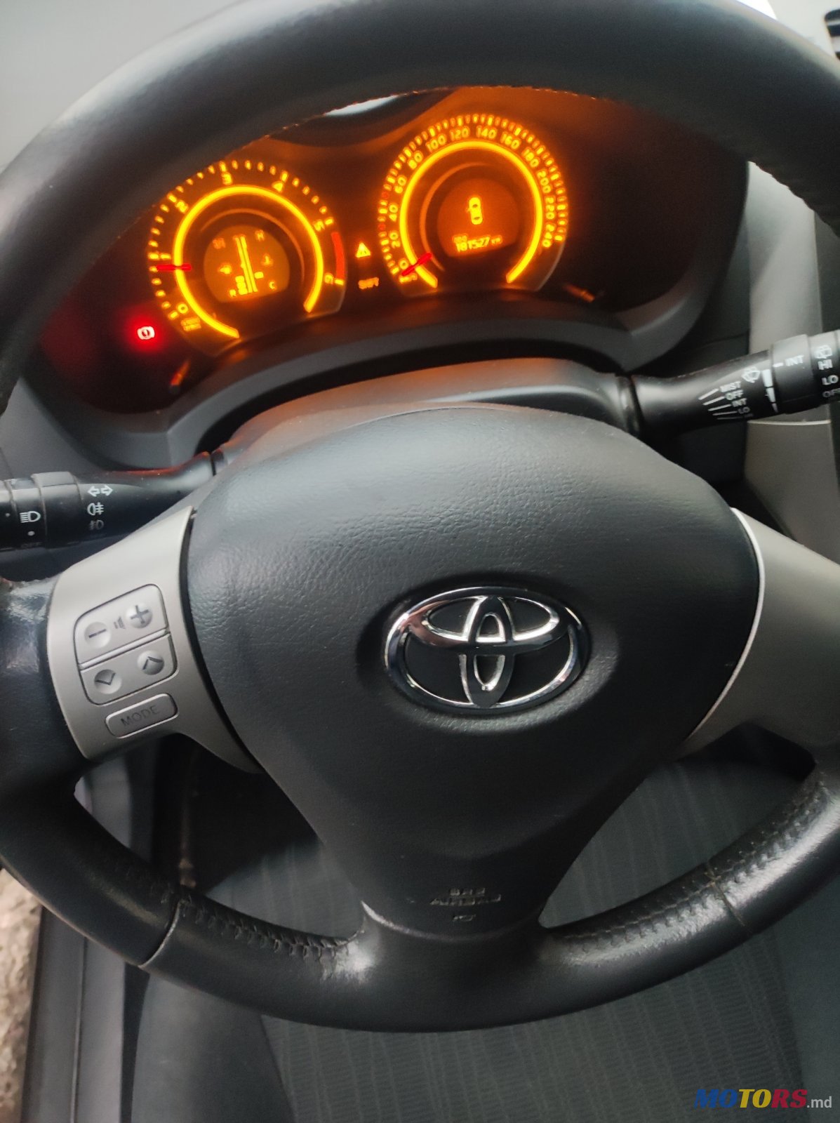 2008' Toyota Auris photo #6