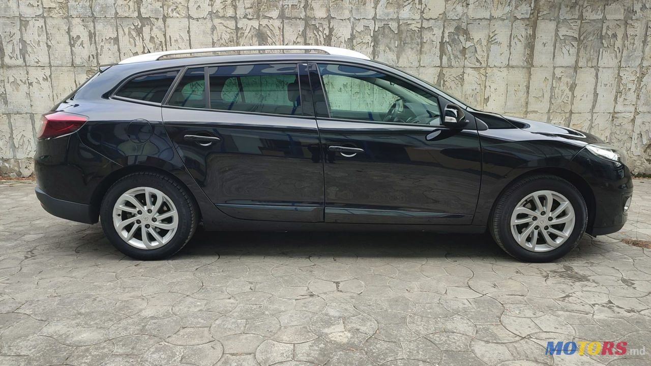 2012' Renault Megane photo #4