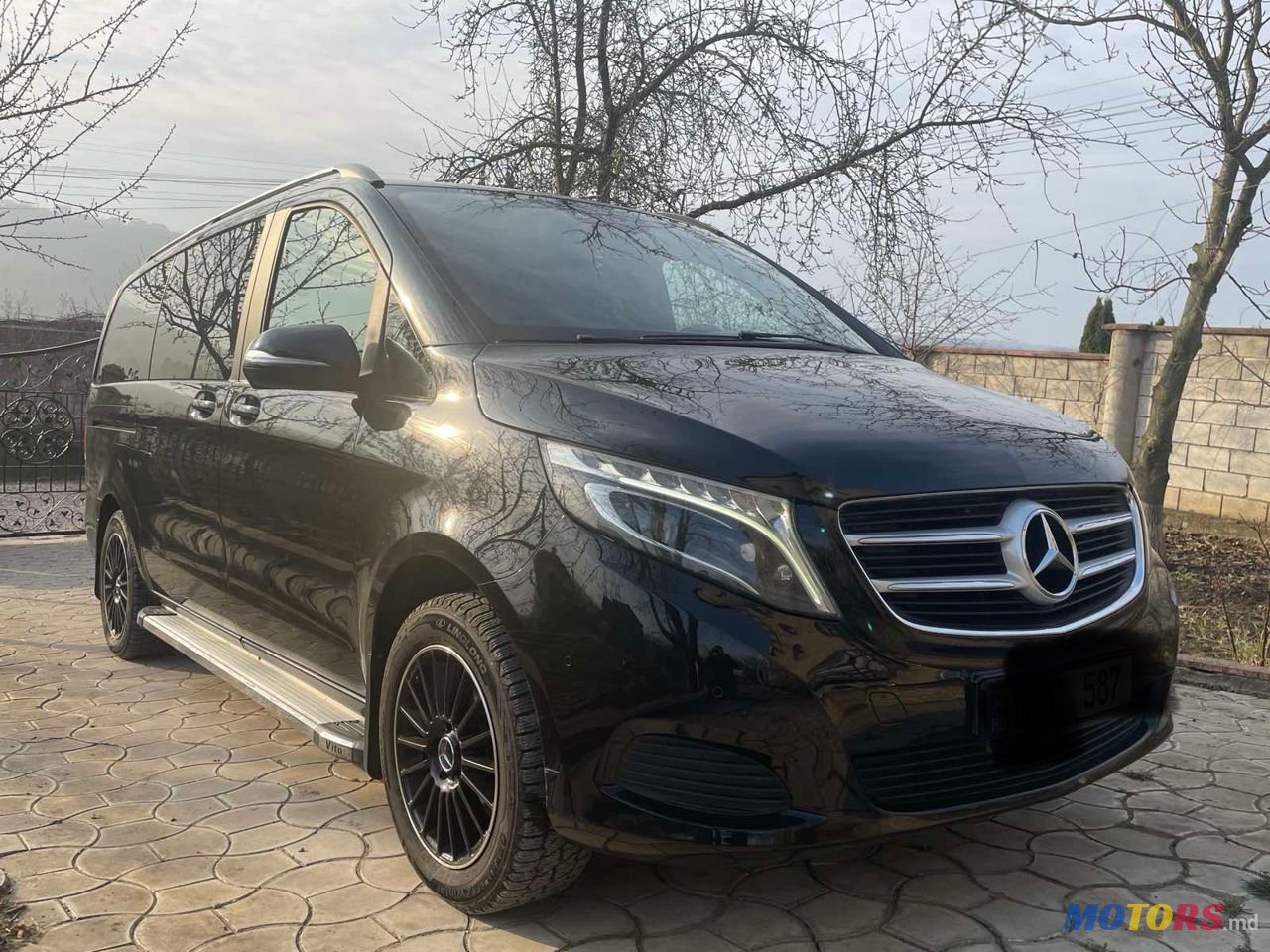 2014' Mercedes-Benz V Класс photo #1