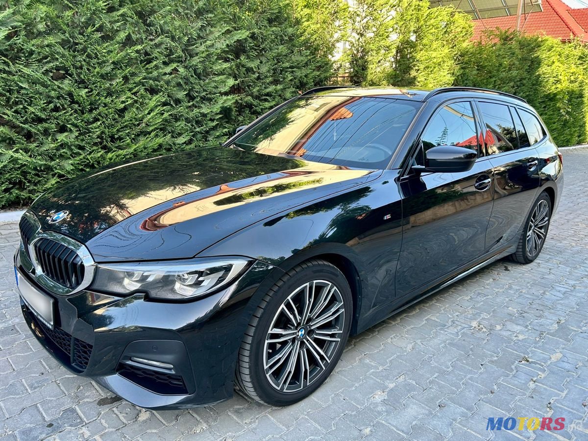 2019' BMW 3 Series photo #2