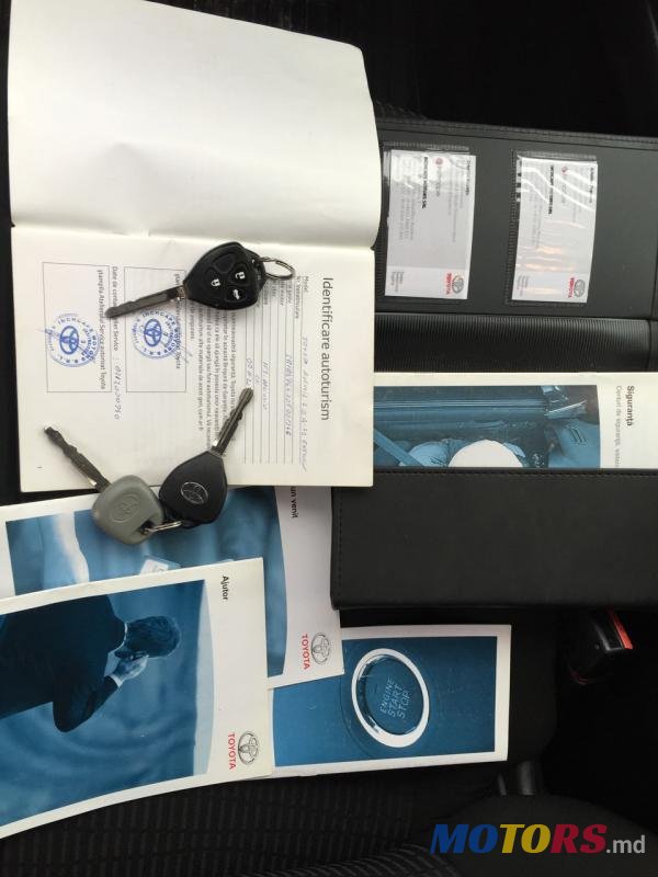 2009' Toyota Avensis photo #2