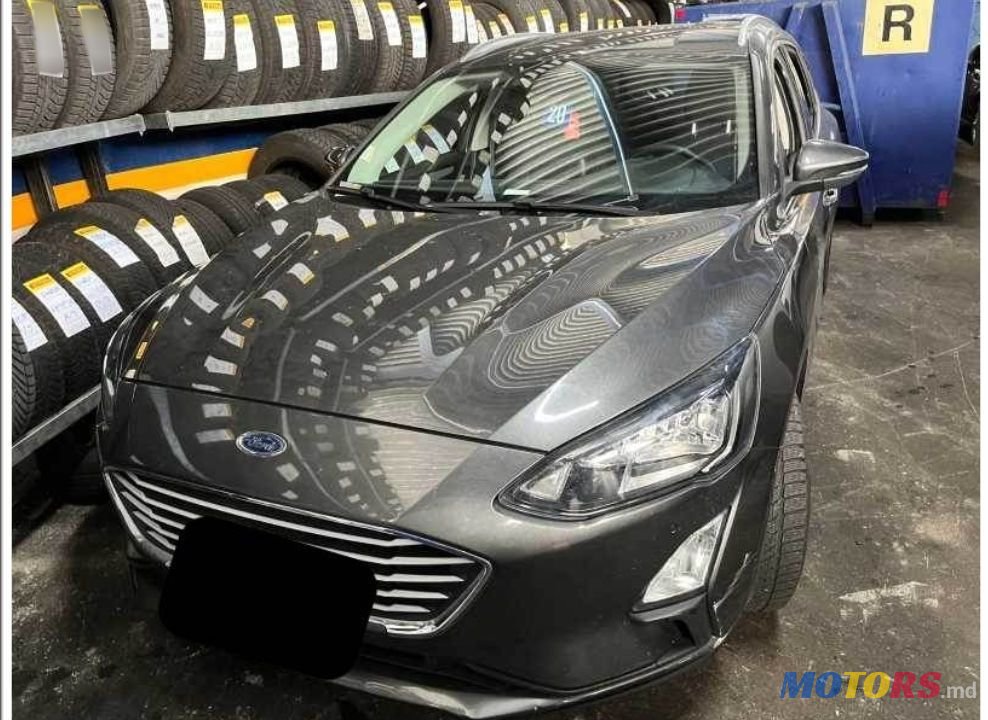 2020' Ford Focus photo #1