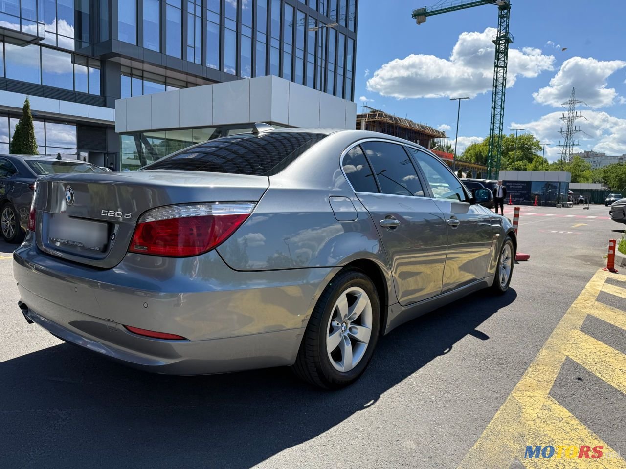 2008' BMW 5 Series photo #5