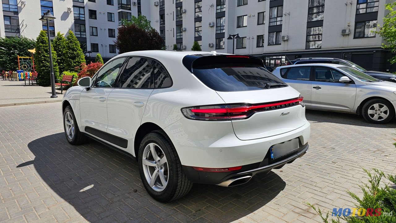2021' Porsche Macan photo #3